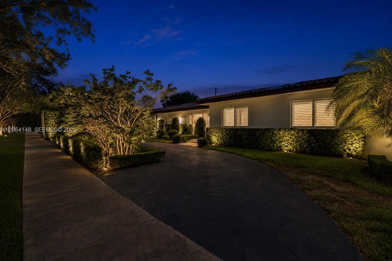 735 Benevento Ave, Coral Gables, FL 33146 Photo