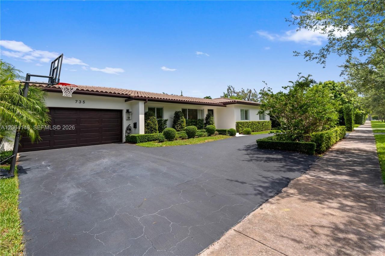 735 Benevento Ave, Coral Gables, FL 33146 Photo