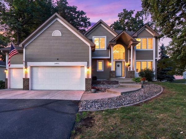 14991 Creditview Drive, Savage, MN 55378
