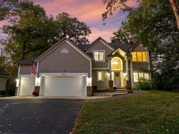 14991 Creditview Drive, Savage, MN 55378