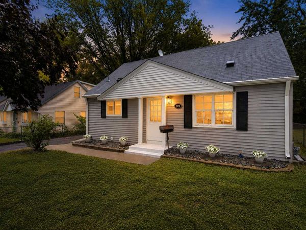 319 Van Buren Avenue S, Hopkins, MN 55343