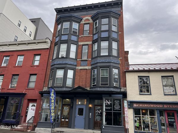 150 4th Street, Unit 2, Troy, NY 12180