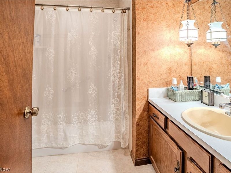 13431 Olde Orchard Road , Strongsville, OH 44136 Photo 28