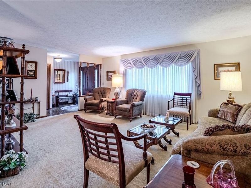 13431 Olde Orchard Road , Strongsville, OH 44136 Photo 7