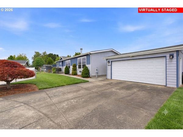 744 SAINT JAMES PL, Molalla, OR 97038