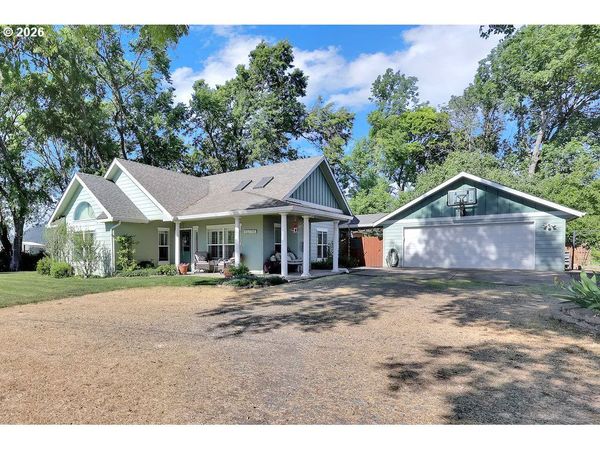 1208 LINN WAY, Brownsville, OR 97327