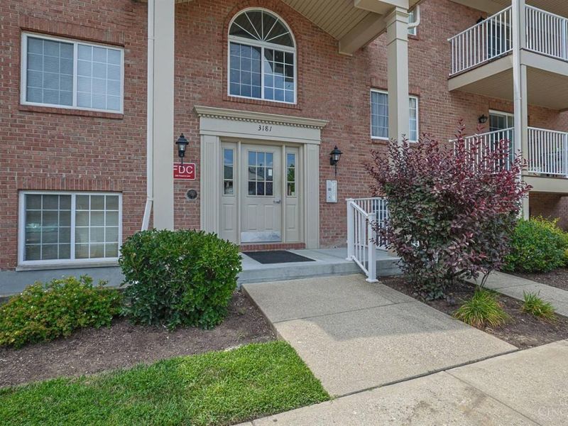 3181 Preserve Lane, Unit 1D, Cincinnati, OH 45239 Photo 3