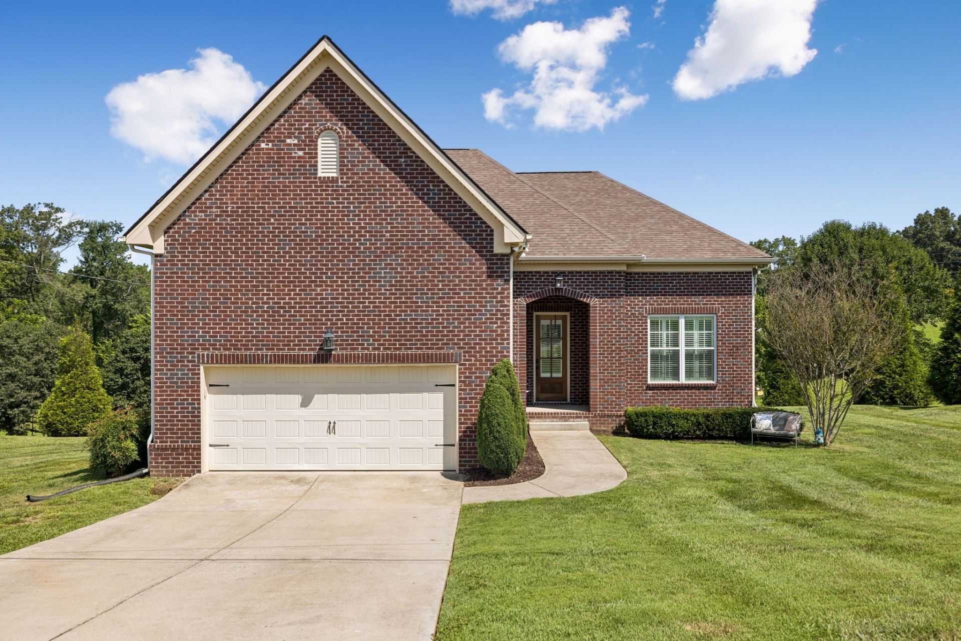 17016 Plantation Way, Bon Aqua, TN 37025 Main Photo