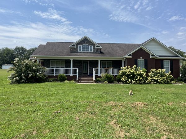 6774 Polk Ln , Columbia, TN 38401