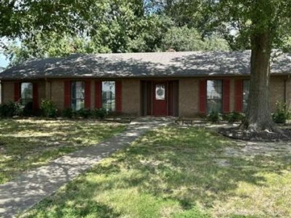 1002 Owens Road, Clarksdale, MS 38614