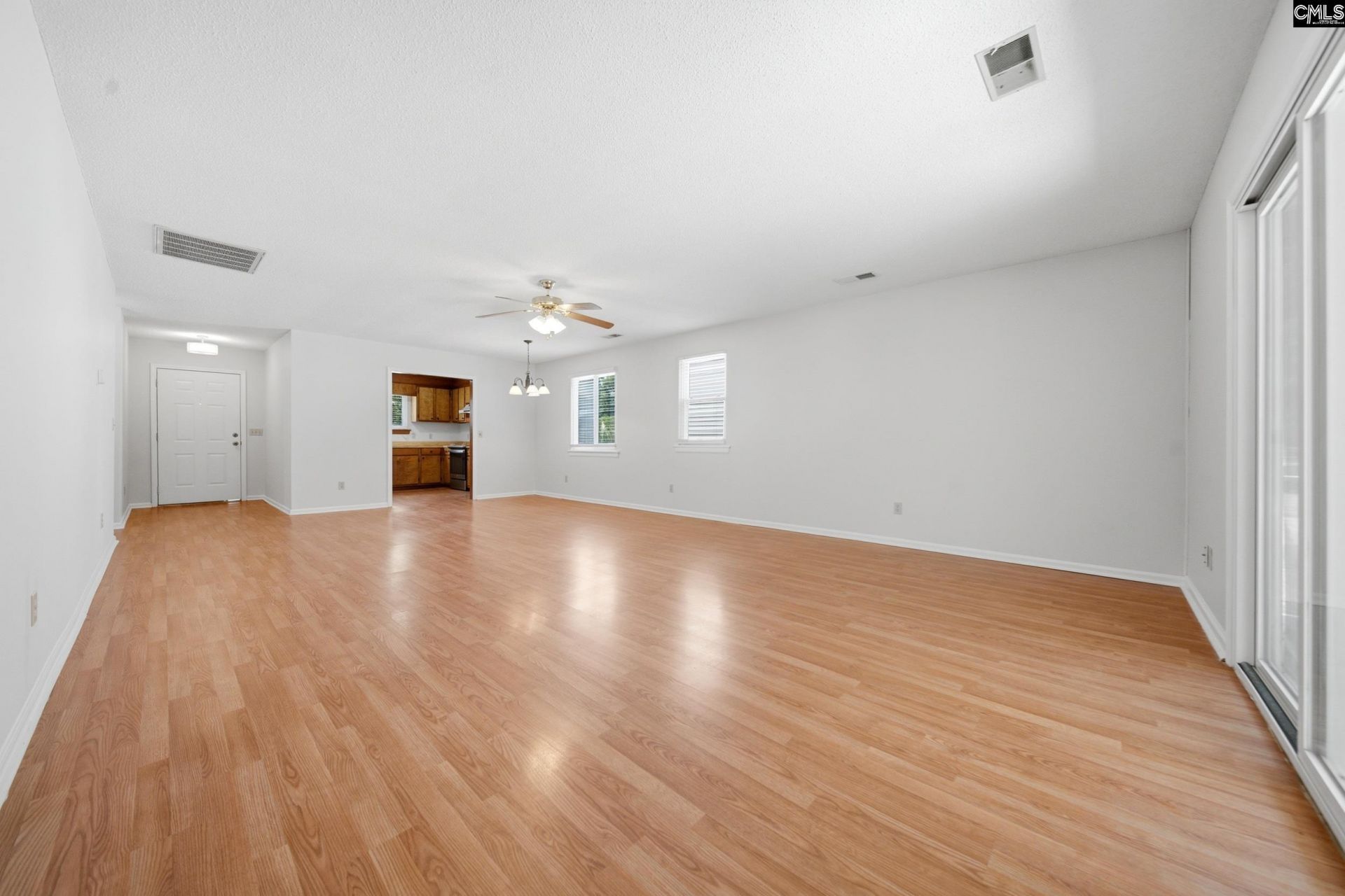 1701 Oak Street  Photo 14
