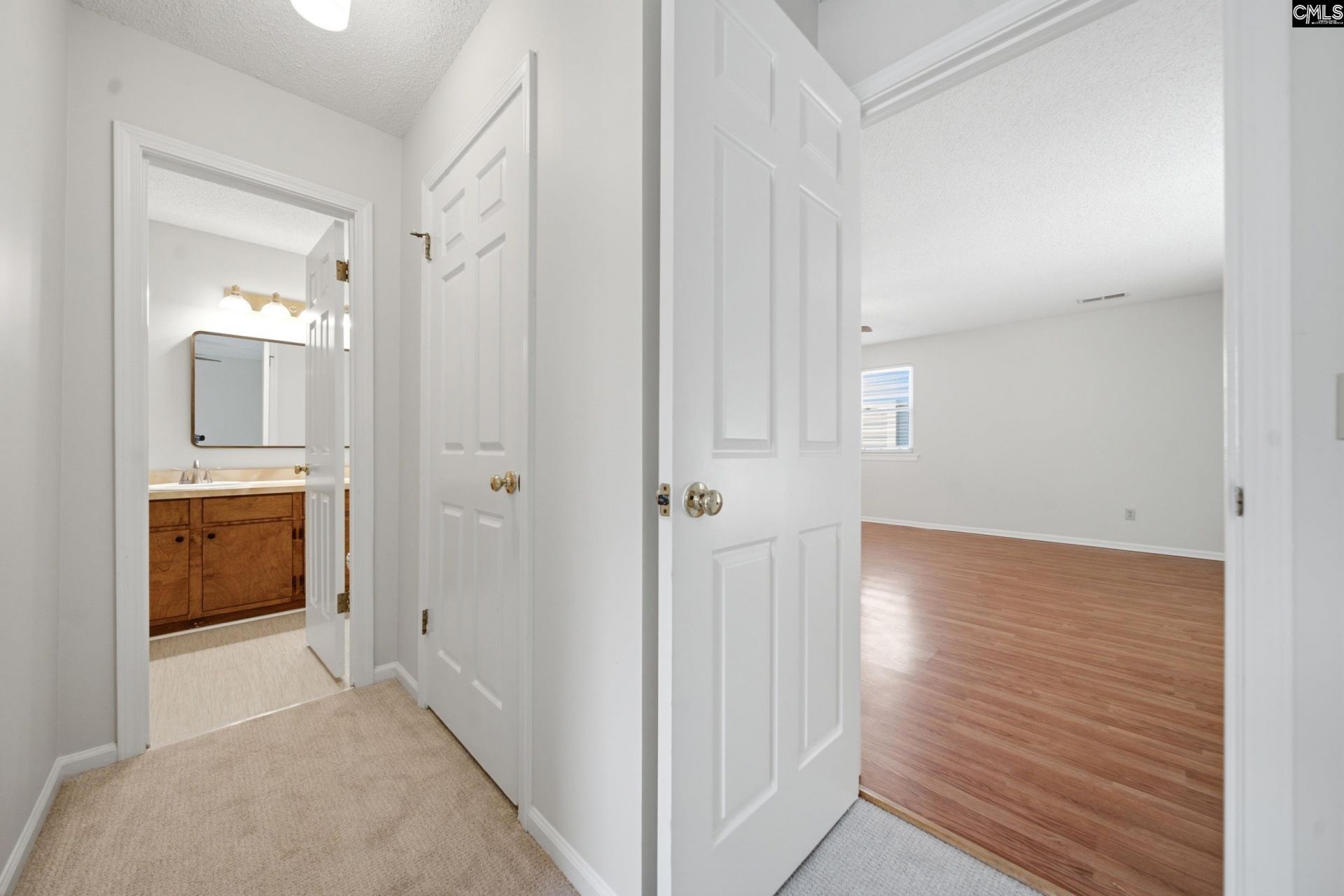 1701 Oak Street  Photo 25