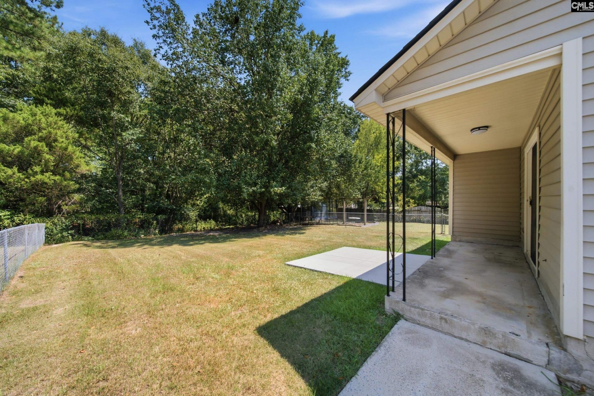 1701 Oak Street  Photo 36