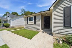 1701 Oak Street  photo 4