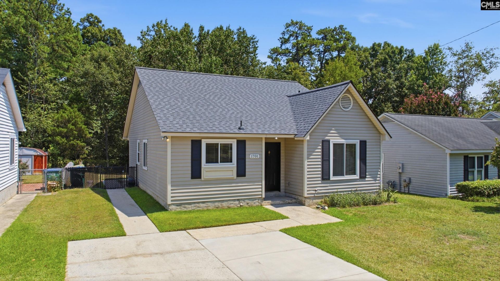 1701 Oak Street  Photo 6