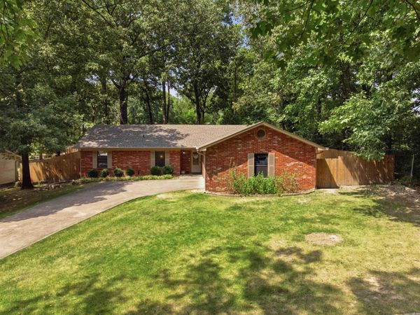 2006 Fairmont Drive , Benton, AR 72015