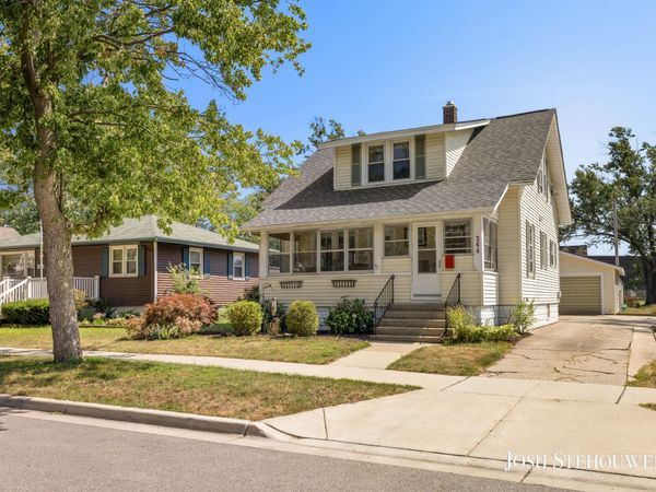 364 W 21st Street, Holland, MI 49423