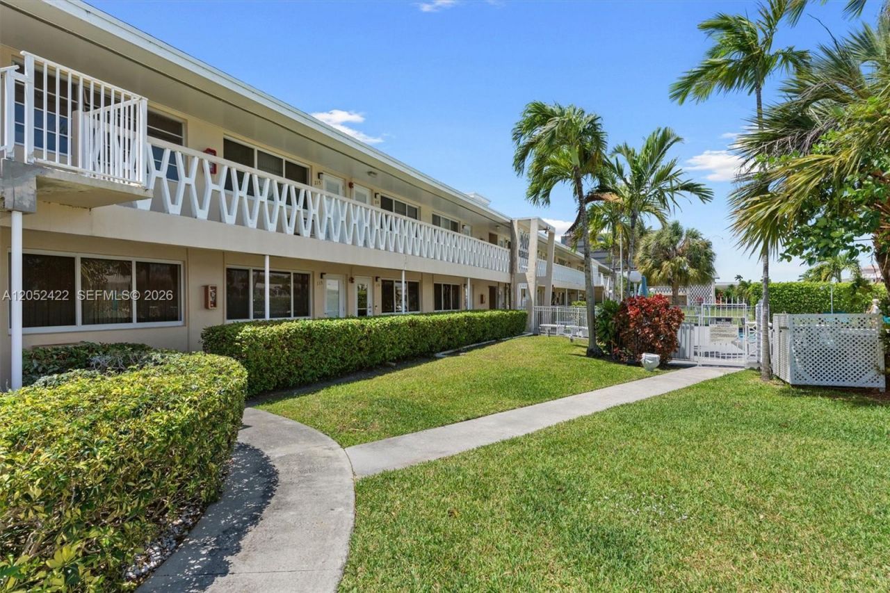 900 Atlantic Shores Blvd, Unit 116, Hallandale Beach, FL 33009 Photo