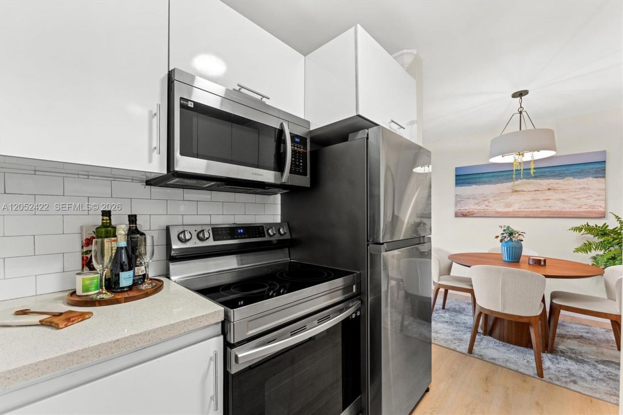 900 Atlantic Shores Blvd, Unit 116, Hallandale Beach, FL 33009 Photo
