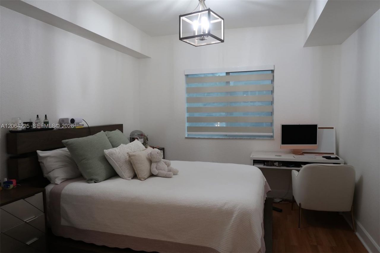 6001 SW 70th St , Unit 311, South Miami, FL 33143 Photo