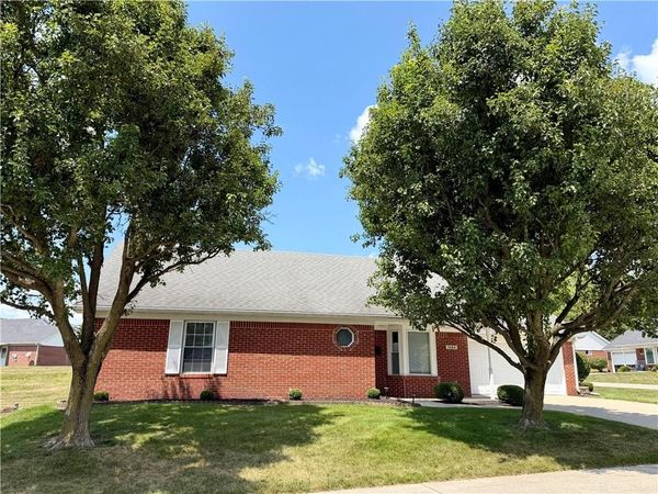 1284 Pheasant Run, Springfield, OH 45503