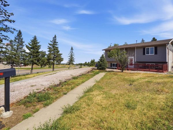 627 FAIRMONT PL, Rapid City, SD 57701