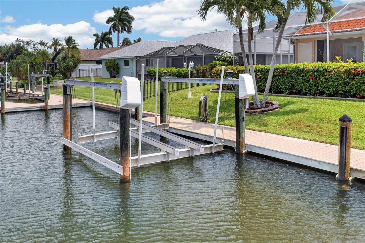 4934 SW 10th Avenue, Cape Coral, FL 33914 Photo