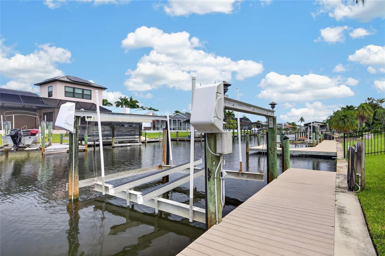 4934 SW 10th Avenue, Cape Coral, FL 33914 Photo