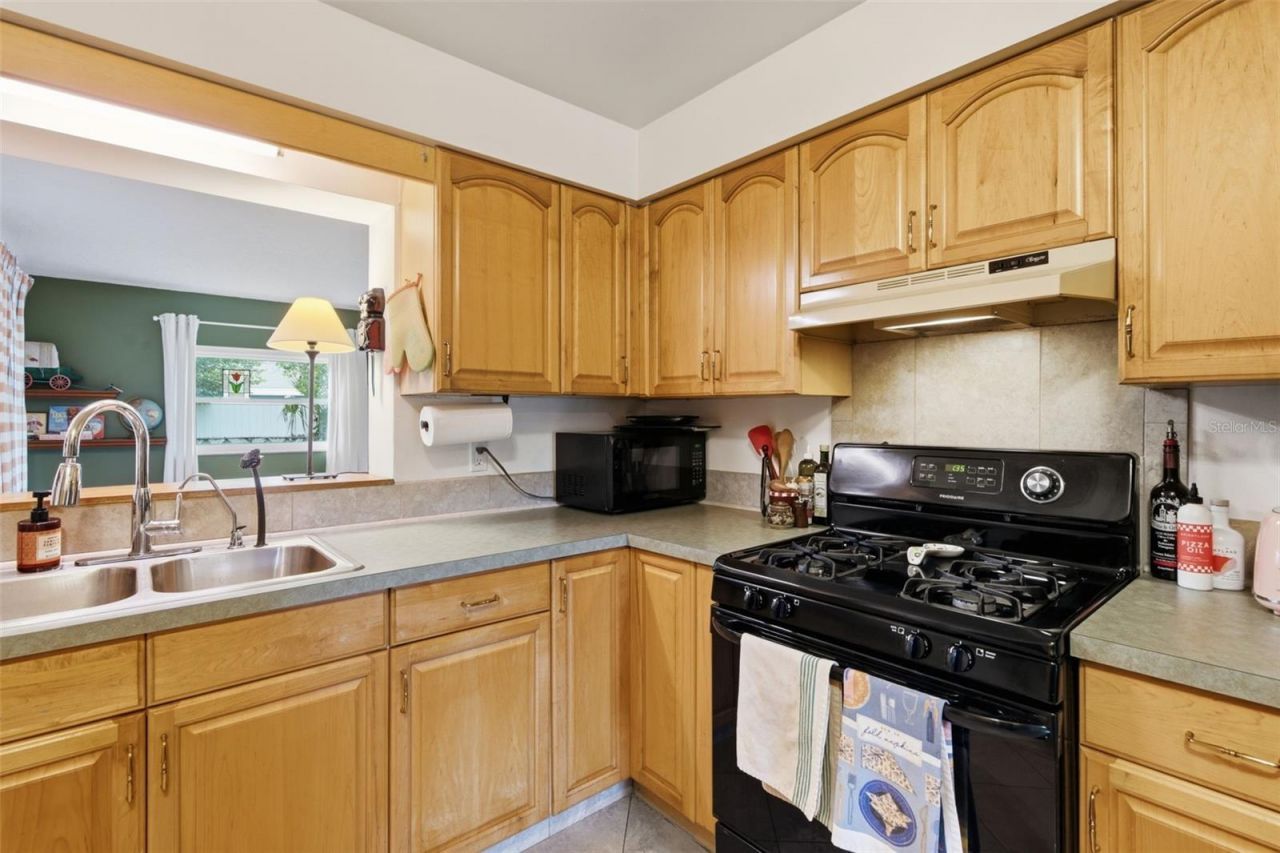 530 E Foothill Way , Casselberry, FL 32707 Photo