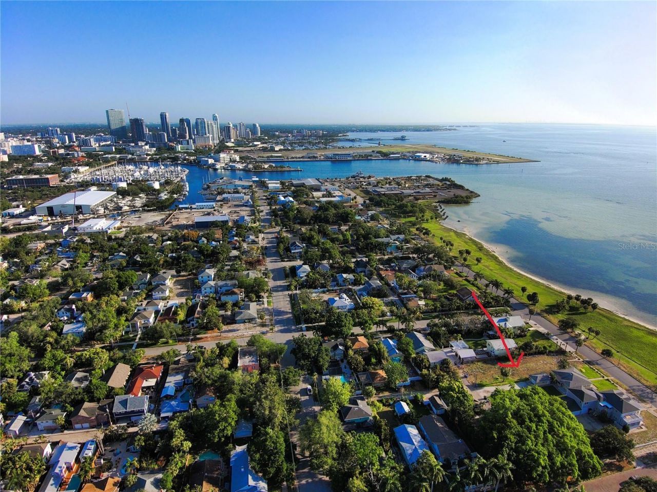 1817 Beach Drive Se, Saint Petersburg, FL 33705 Photo
