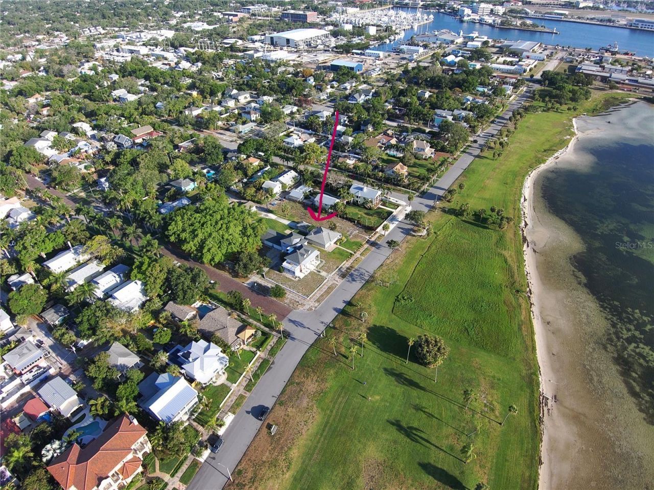 1817 Beach Drive Se, Saint Petersburg, FL 33705 Photo