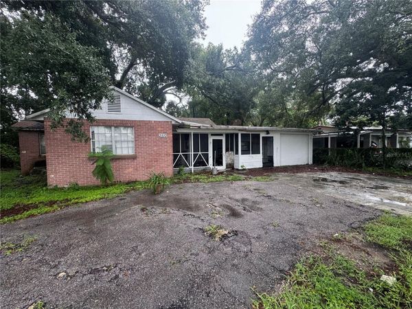 2510 W HENRY AVENUE , TAMPA, FL 33614