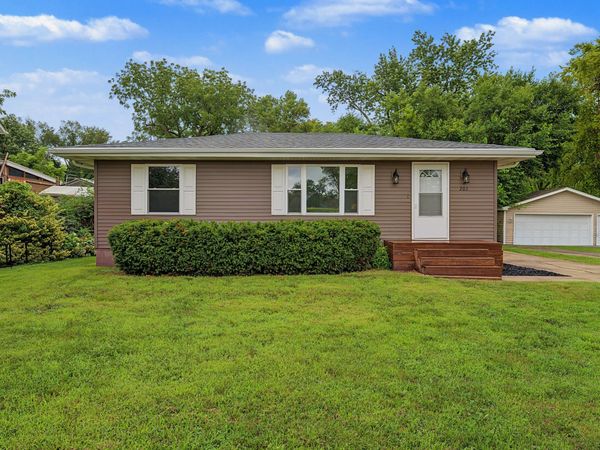 203 Lincoln Street SE, Bondurant, IA 50035