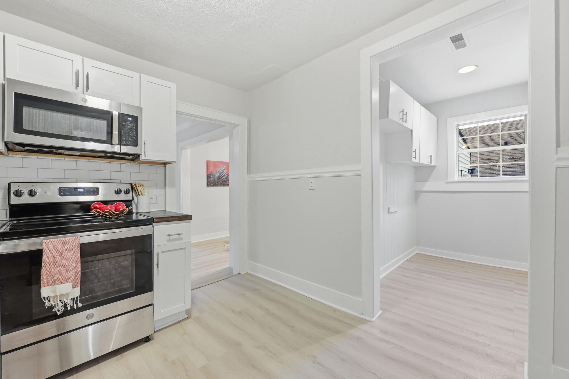 2211 Garfield Street Photo 8