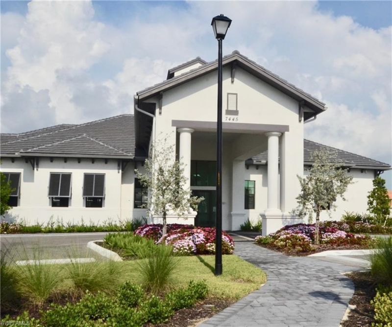 7509 Carnegie Way, Naples, FL 34119 Photo
