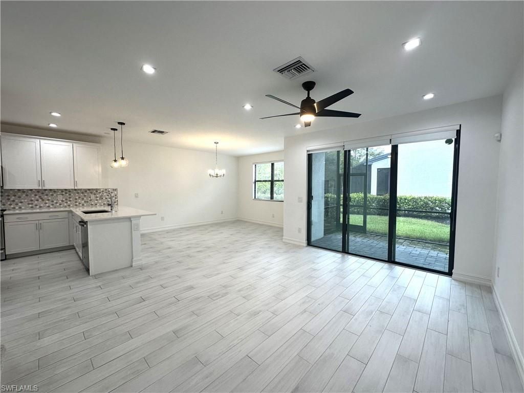 7509 Carnegie Way, Naples, FL 34119 Photo