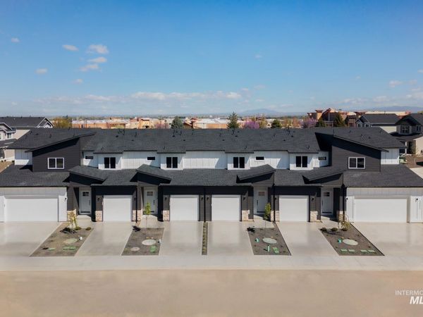 5003 E Woodward Ln., Nampa, ID 83687