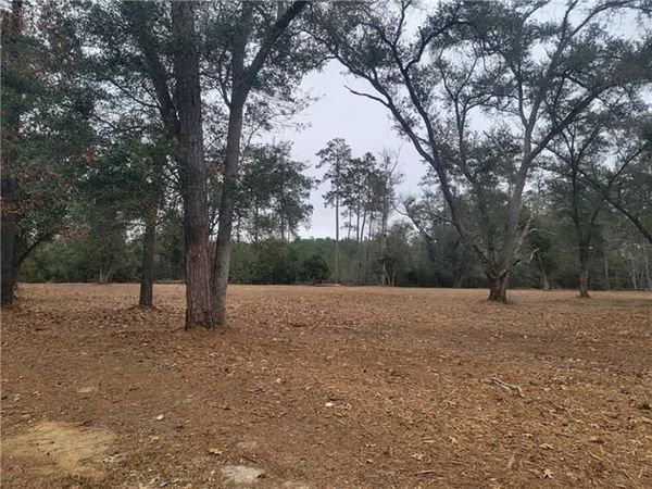 Lot 17 HOLIDAY SQUARE Boulevard , Covington, LA 70433