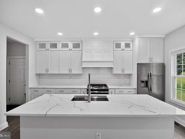 541 S CHURCH STREET, BERRYVILLE, VA 22611
