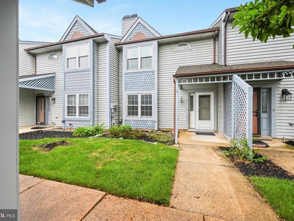 8 SHADY LANE, ANNVILLE, PA 17003