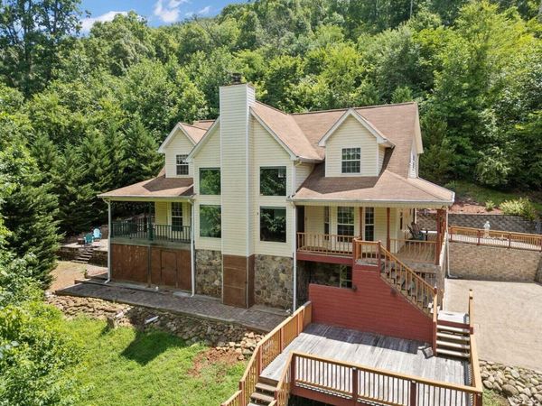 9369 Hopi Trail , Ooltewah, TN 37363