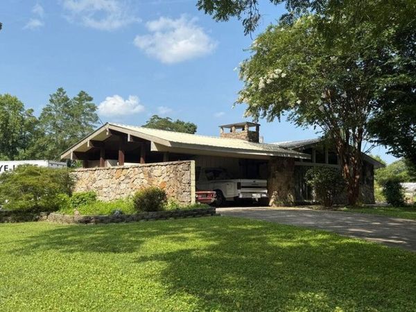 3530 Cedar Avenue NW, Cleveland, TN 37312