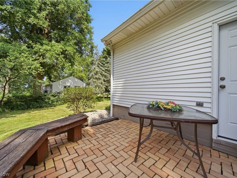 3838 Linda Street NW, North Canton, OH 44720 Photo 28