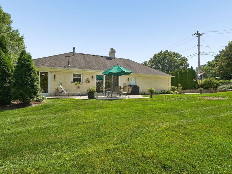890 Lookout Point Drive, Columbus, OH 43235 Photo 49