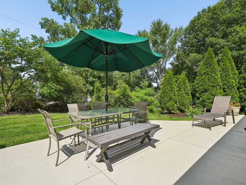 890 Lookout Point Drive, Columbus, OH 43235 Photo 50