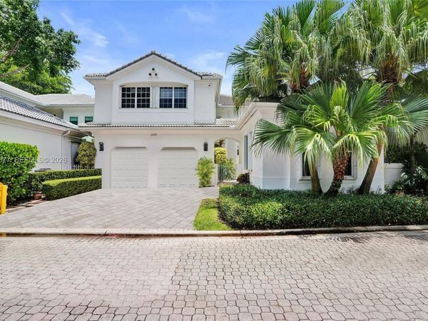 3690 NE 199th St , Unit 3690, Aventura, FL 33180