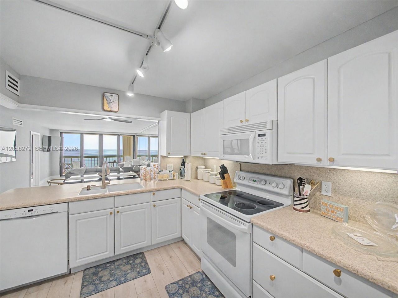 9940 S Ocean Dr, Unit 508, Jensen Beach, FL 34957 Photo