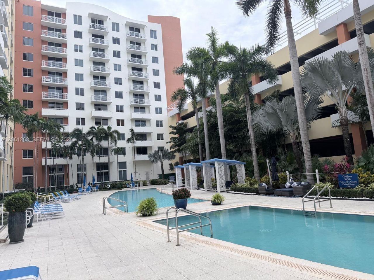 18800 NE 29th Ave , Unit 323, Aventura, FL 33180 Photo