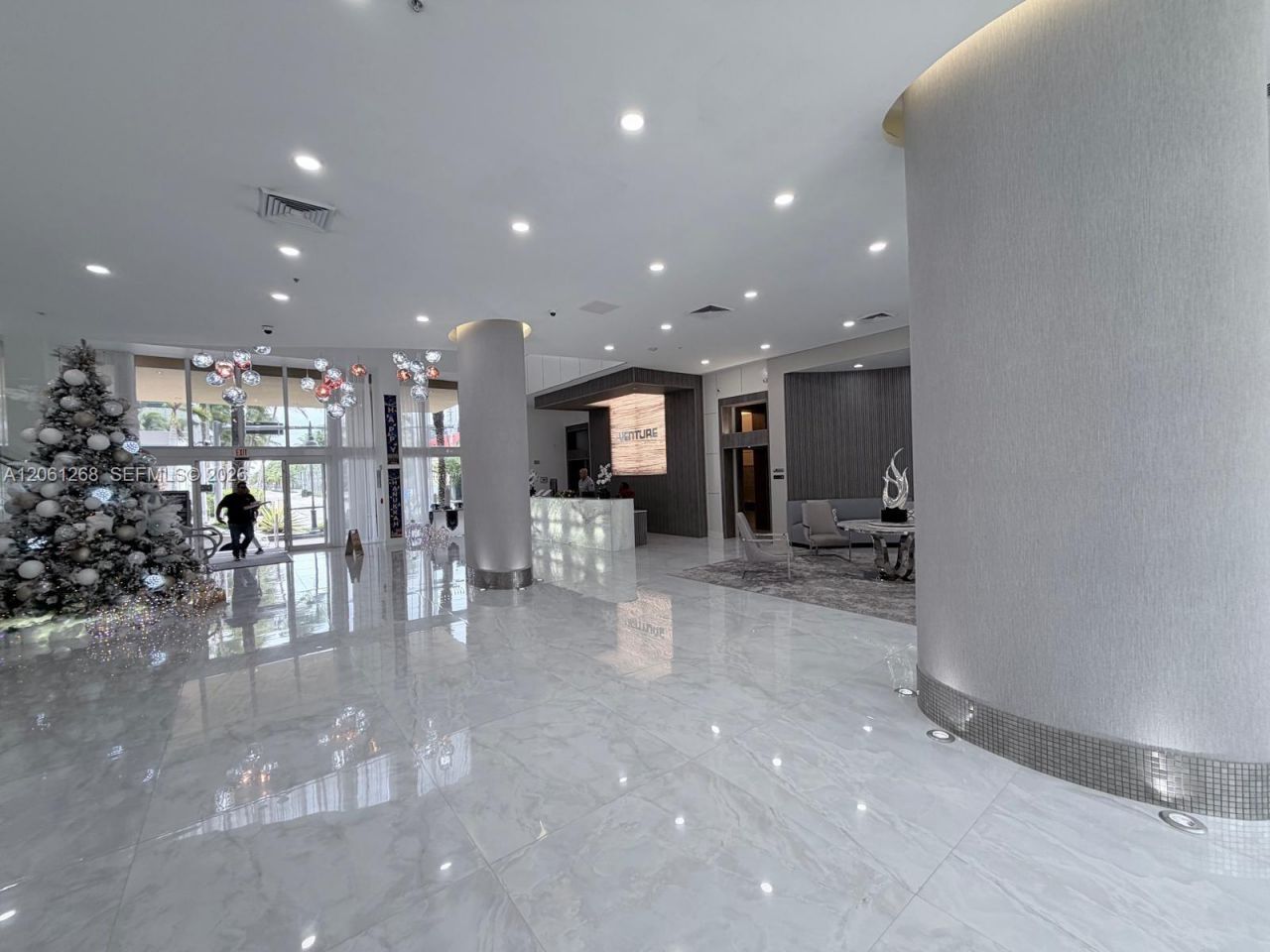 18800 NE 29th Ave , Unit 323, Aventura, FL 33180 Photo