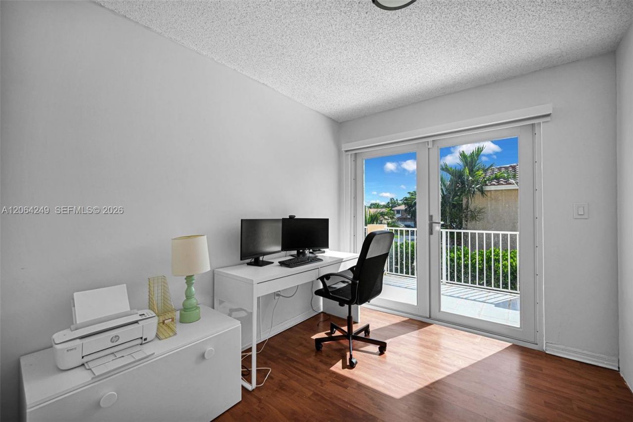 10877 SW 152nd Pl, Miami, FL 33196 Photo
